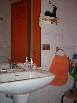 Marilu 'S Bed And Breakfast Hostel 圣地亚哥 外观 照片
