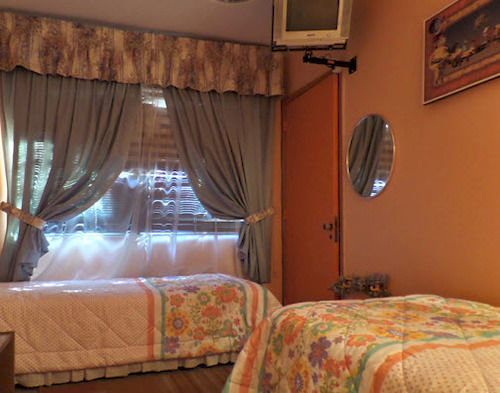 Marilu 'S Bed And Breakfast Hostel 圣地亚哥 外观 照片