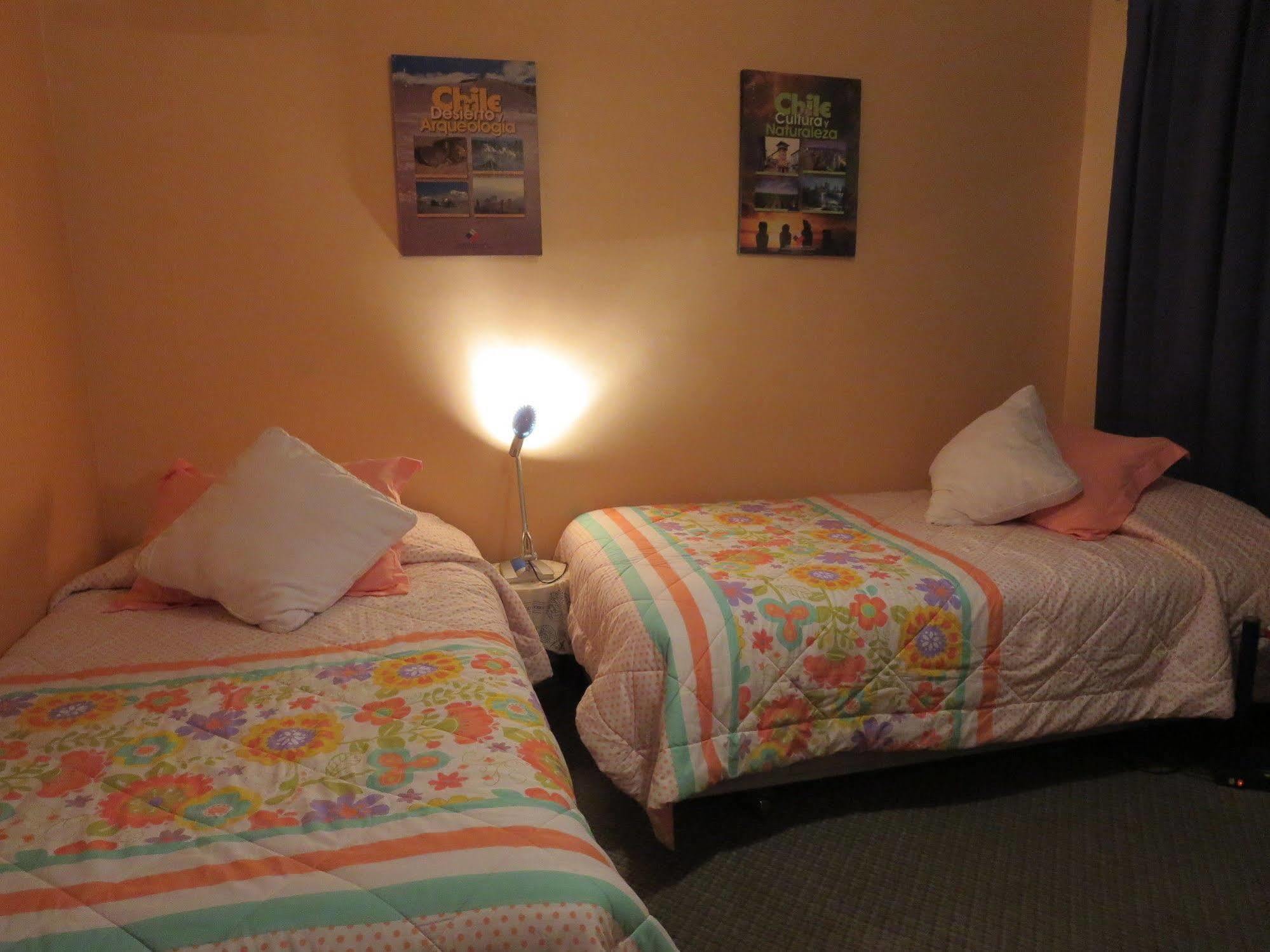 Marilu 'S Bed And Breakfast Hostel 圣地亚哥 外观 照片
