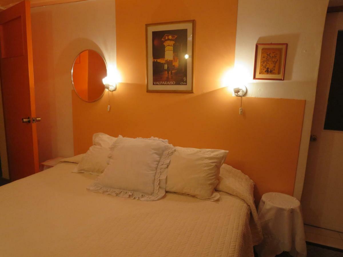 Marilu 'S Bed And Breakfast Hostel 圣地亚哥 外观 照片